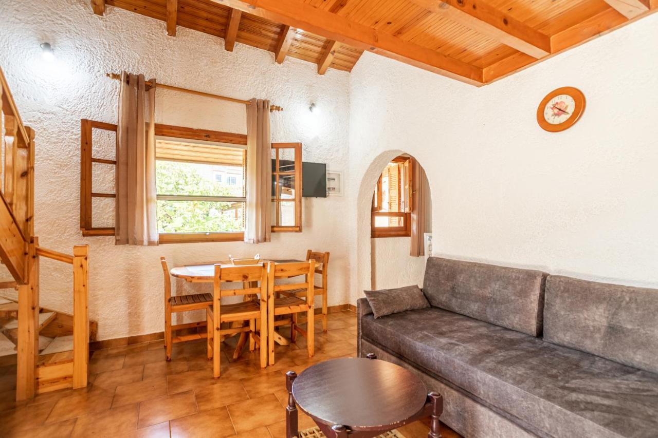 Sophia's maisonette 1 Stoúpa Esterno foto